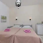 Irene Parou Апартаменты *