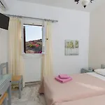 Irene Parou 아파트 *